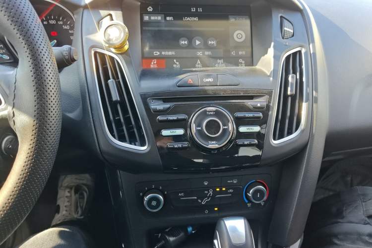 Used Ford Focus 2018 Hatchback Classic 1.6L Automatic Trendy SmartDrive Edition
