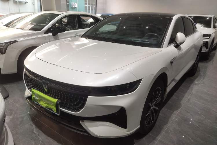 Used VOYAH PASSION 2024 PHEV Four-Wheel Drive Ultra-Long Range Flagship Model