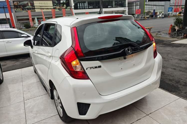 Used Honda Fit 2016 1.5L LXS CVT Comfort Sunroof Version
