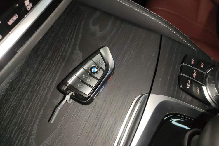 Used BMW 5 Series 2023 Restyled 530Li Leading Edition M Sport Package
