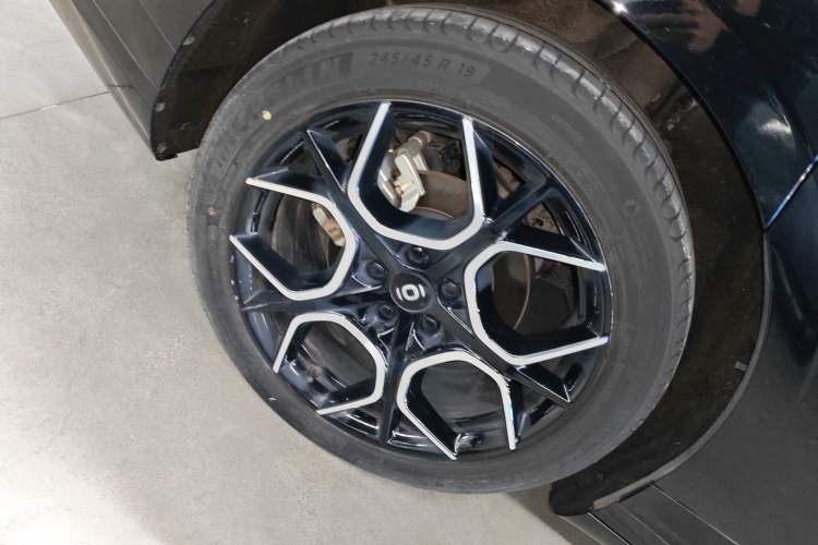 Used  A07 2024 Pure Electric "True Fragrance" Edition 515 Prestige Model
