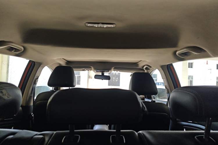 Used BYD Song 2017 Gaishe Upgrade Edition 1.5TID Automatic Elite Model
