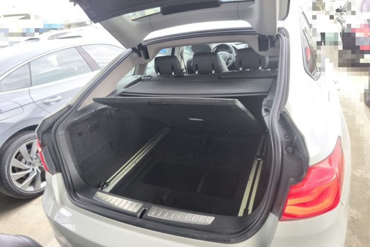 Used BMW 3 Series GT 2017 320i Sport Edition
