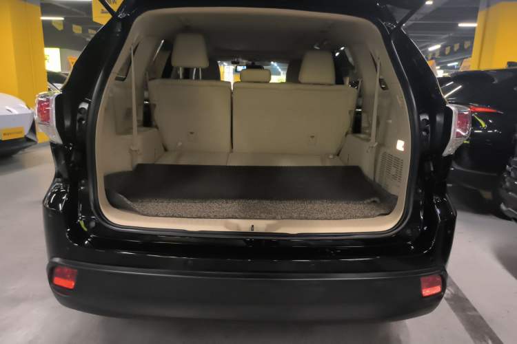 Used Toyota Highlander 2015 2.0T Four-Wheel Drive Luxury Edition 7-Seater