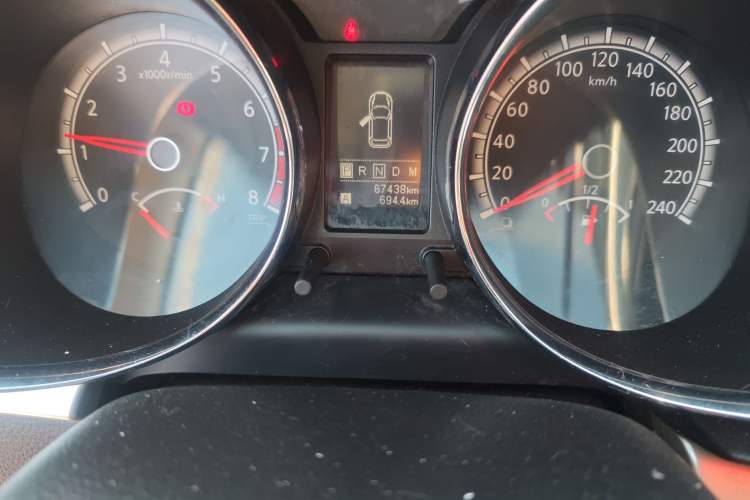 Used Venucia T70 2015 2.0L CVT Smart Edition