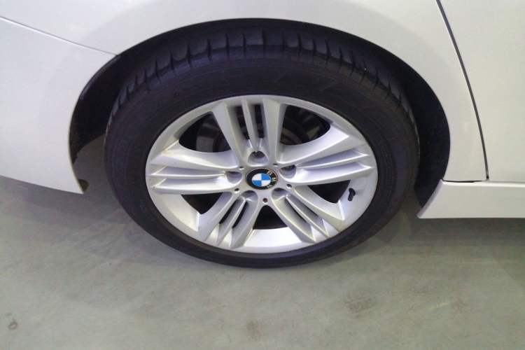 Used BMW 3 Series 2017 320Li Fashion Model
