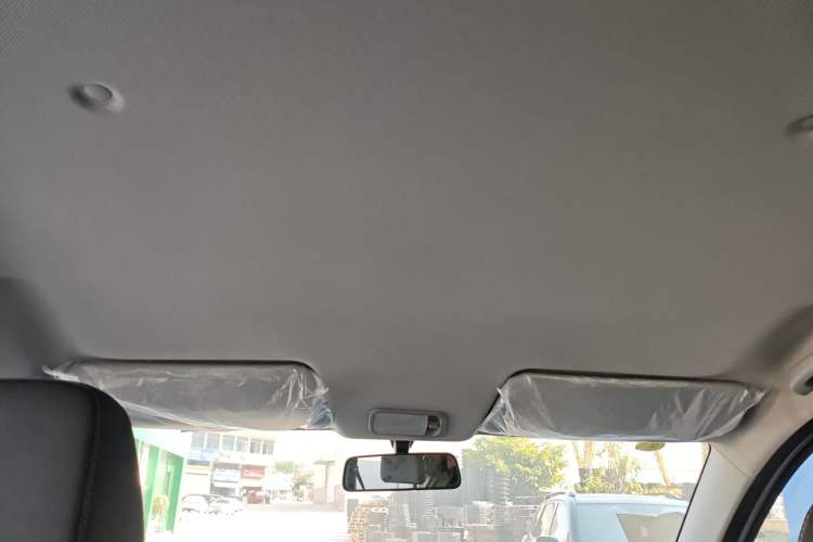 Used Wuling Hongguang New Energy 2024 All-Electric Model 300KM Practical Version
