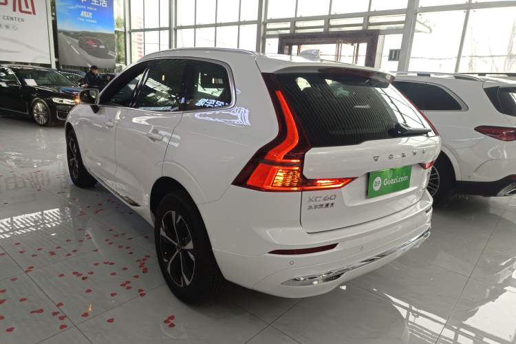 Used Volvo XC60 2026 B5 4x4 Smart Luxury Edition
