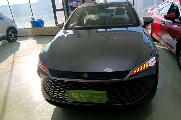 Used BYD Qin PLUS 2025 DM-i Smart Drive 55KM Leading Model