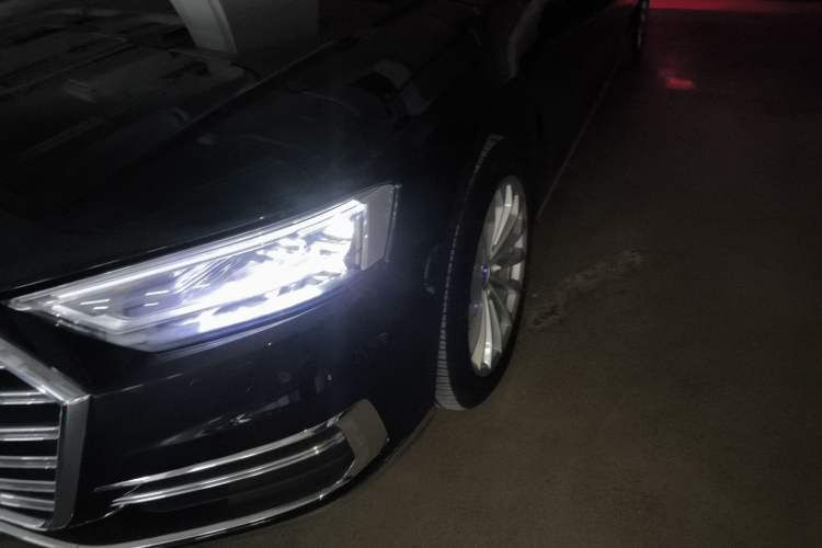 Used Audi A8 2022 A8L 50 TFSI quattro Comfort Edition Collector's Model
