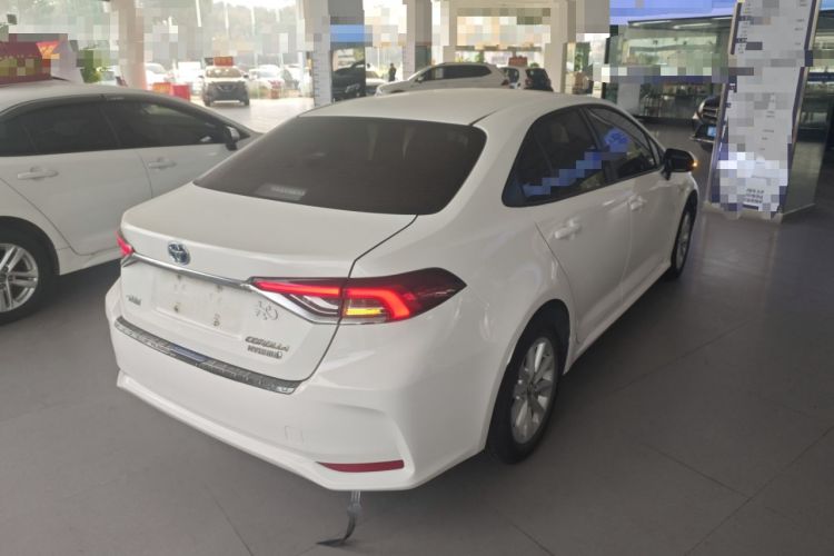 Used Toyota Corolla 2021 Dual-Motor 1.8L E-CVT Elite Edition
