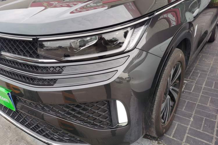 Used Volkswagen Talagon 2024 Facelifted 380TSI All-Wheel Drive R-Line Cruise Premium Edition
