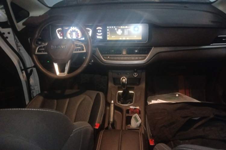 Used  Ruisheng Ace M7 2024 2.0L CNG Advanced Commercial Version 9 Seats
