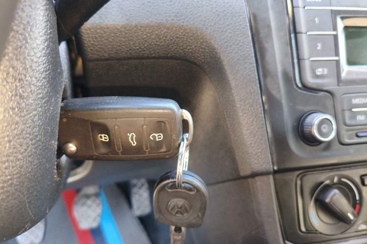 Used Volkswagen Santana 2019 1.5L Manual Fashion Edition China VI Standard
