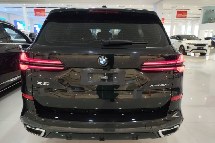 Used BMW X5 2023 xDrive 30Li Luxury M Sport Night Edition Package
