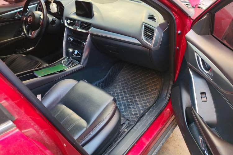 Used Mazda CX-4 2016 2.0L Automatic 2WD Blue Sky Luxury Edition
