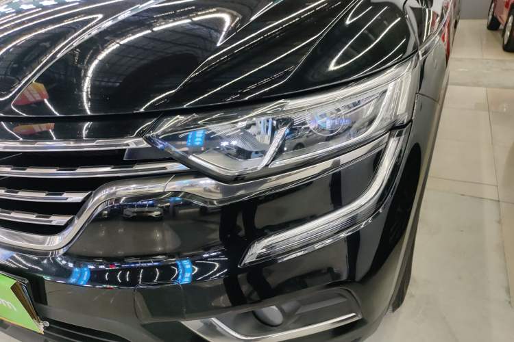 Used Renault Koleos 2017 2.0L Two-Wheel-Drive Leading Edition
