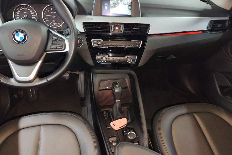 Used BMW X1 2018 sDrive20Li Leading Model
