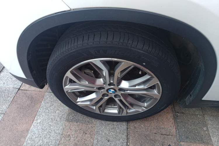 Used BMW X1 2018 sDrive20Li Leading Model
