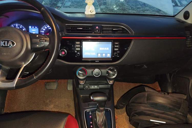 Used Kia KX Cross 2018 1.6L Automatic Dynamic Sunroof Version
