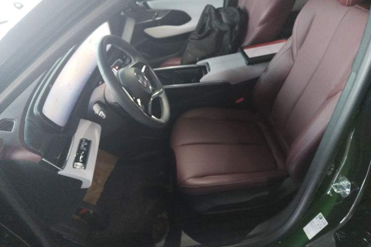 Used Buick LaCrosse 2025 28T Platinum Edition
