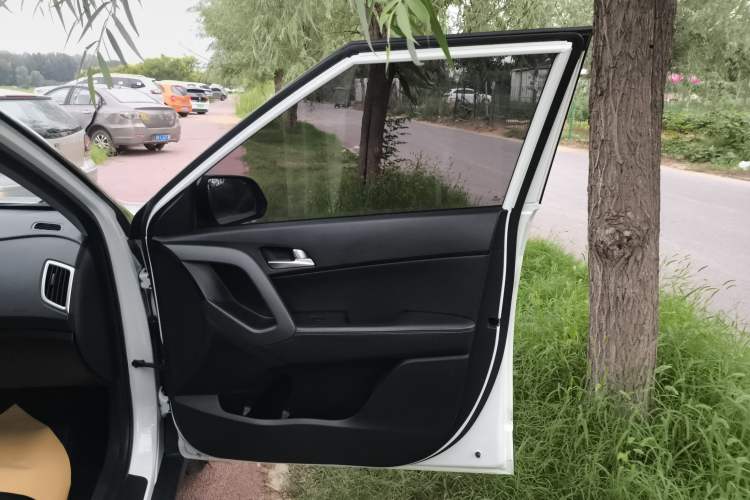 Used Hyundai ix25 2017 1.6L Automatic Smart Version
