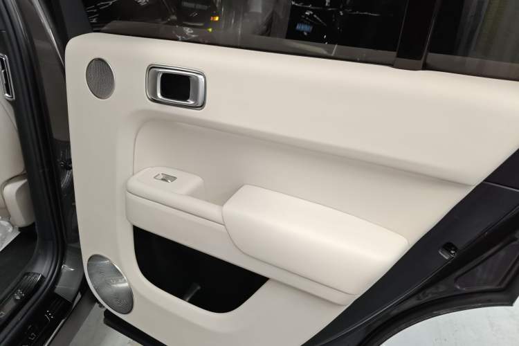 Used Li Auto L7 2023 Max model
