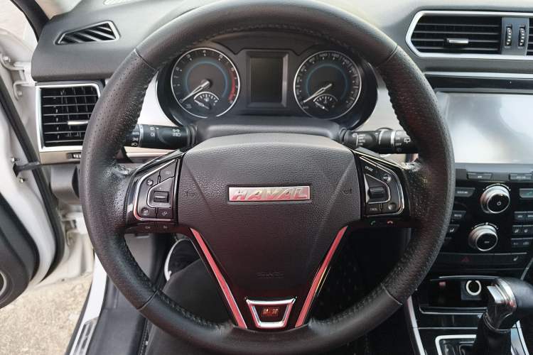 Used Haval H2 2016 Red Label 1.5T Automatic Two-Wheel Drive Elite Model
