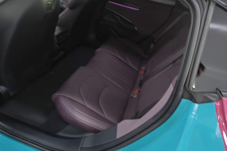 Used  SU7 2024 Rear-Drive Long-Range Intelligent Driving Version
