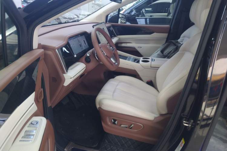 Used BYD Xia 2025 DM-i 1.5T 180km Excellence Model