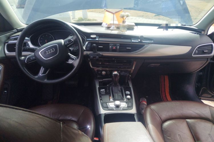 Used Audi A6L 2018 30th Anniversary Edition 35 TFSI Fashion Model
