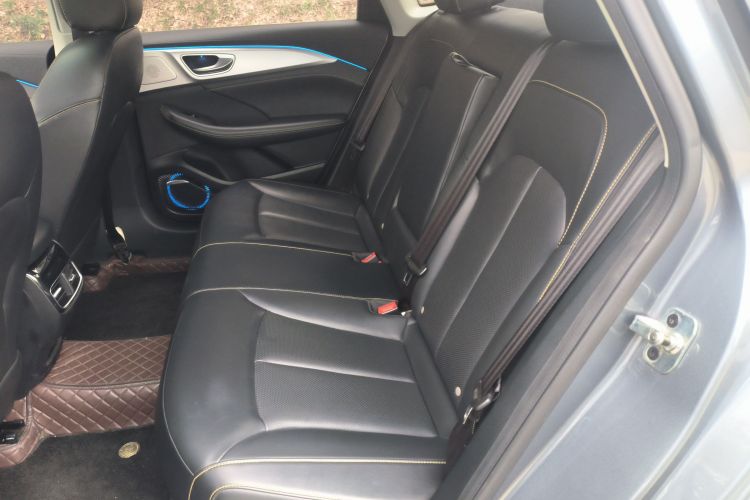 Used Roewe i6 MAX 2020 300TGI Automatic "Swell Cool Smart Drive" Edition