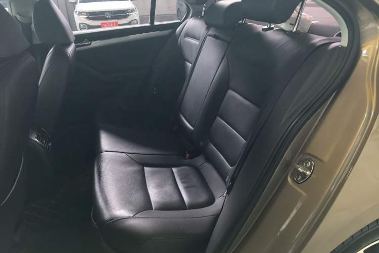 Used Volkswagen Sagitar 2017 1.6L Automatic Comfort Model
