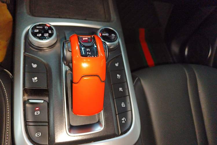 Used Tank 300 2024 2.0T Crosser
