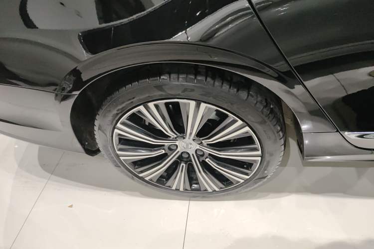 Used Volvo S90 2023 B5 Luxury Smart Edition
