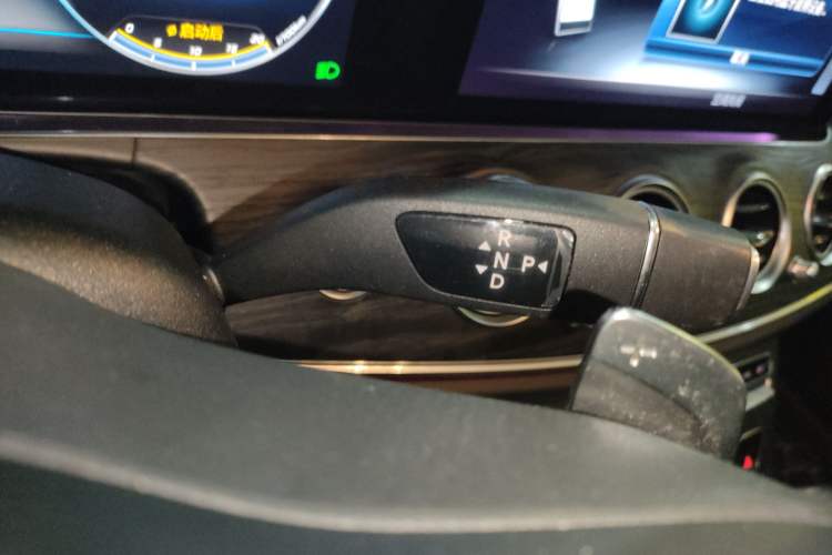 Used Mercedes-Benz E-Class 2019 Restyled E 300 L Sporty and Stylish Edition