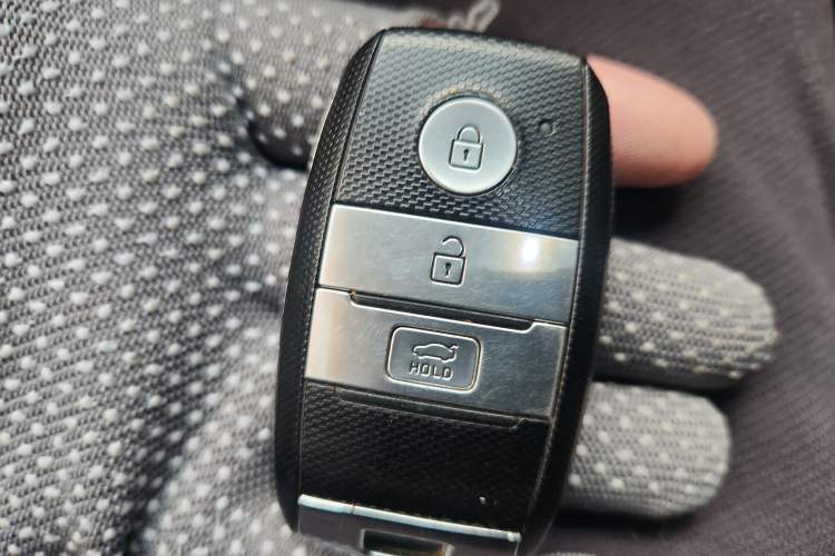 Used Kia K5 2016 1.6T Automatic LUX
