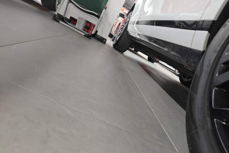 Used Land Rover Range Rover Evoque New Energy 2023 Aurora L P300e Plug-in Hybrid Electric Version