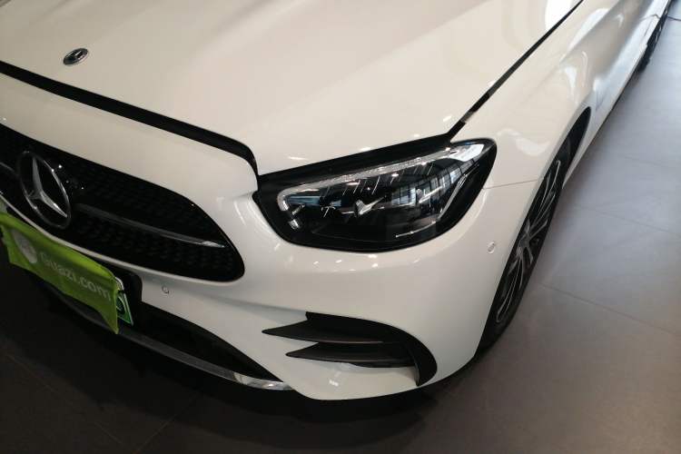 Used Mercedes-Benz E-Class New Energy 2023 E 350 e L Plug-in Hybrid Sports Sedan