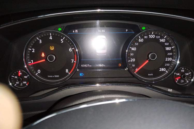 Used Volkswagen Phideon 2019 380TSI Two-Wheel Drive Business Edition China VI Standard
