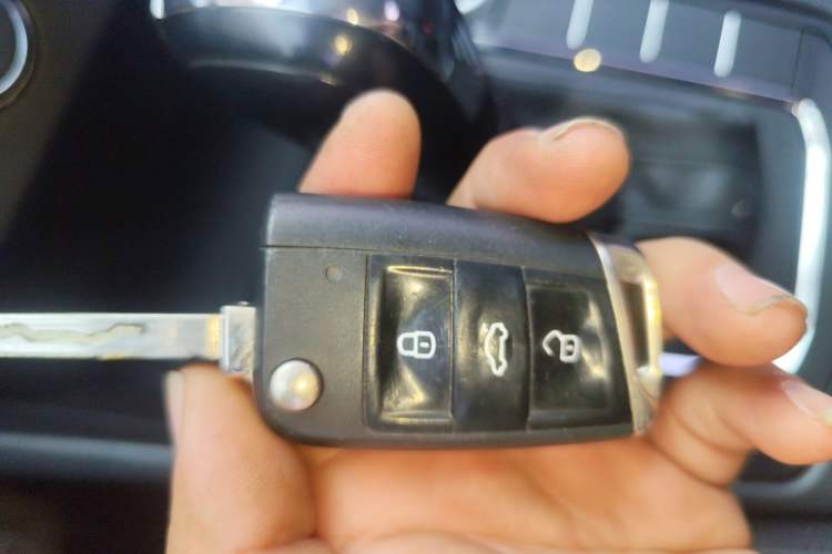 Used Volkswagen Bora 2020 1.5L Automatic Fashion Edition
