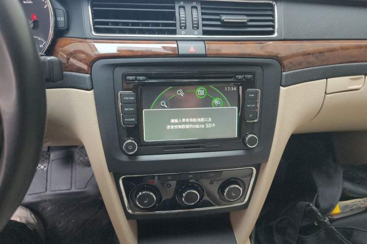 Used Skoda Superb 2013 1.8 TSI Manual MingShi Edition
