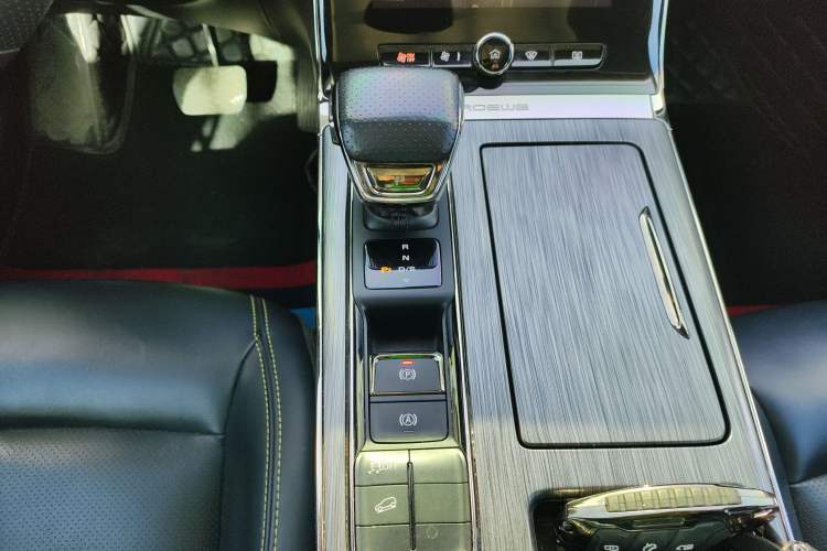 Used Roewe RX5 2021 PLUS 330TGI Automatic National Style Smart Enjoyment Edition
