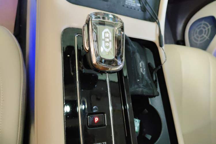 Used Hima AITO M7 2024 1.5T Rear-Drive Plus Version 5 Seats
