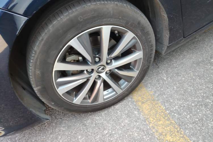 TDK.VehicleDetails.img