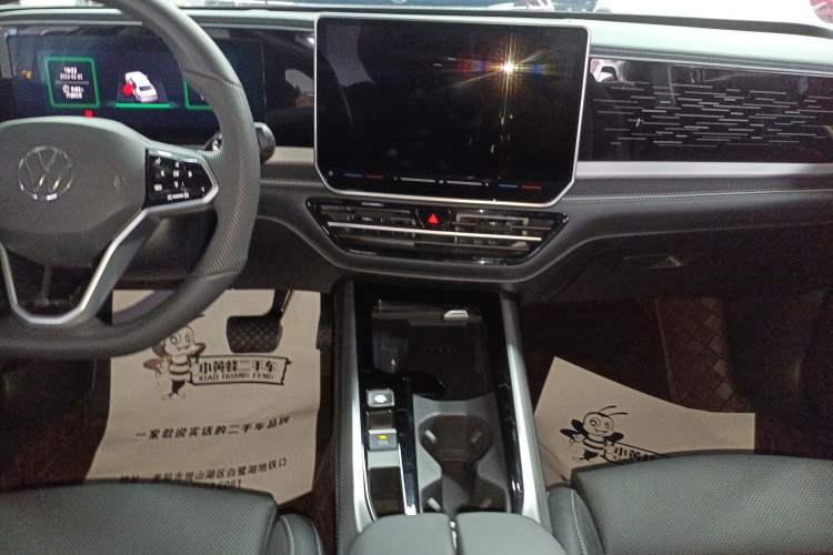 Used Volkswagen Passat 2025 Pro 380TSI Starry Dragon Edition
