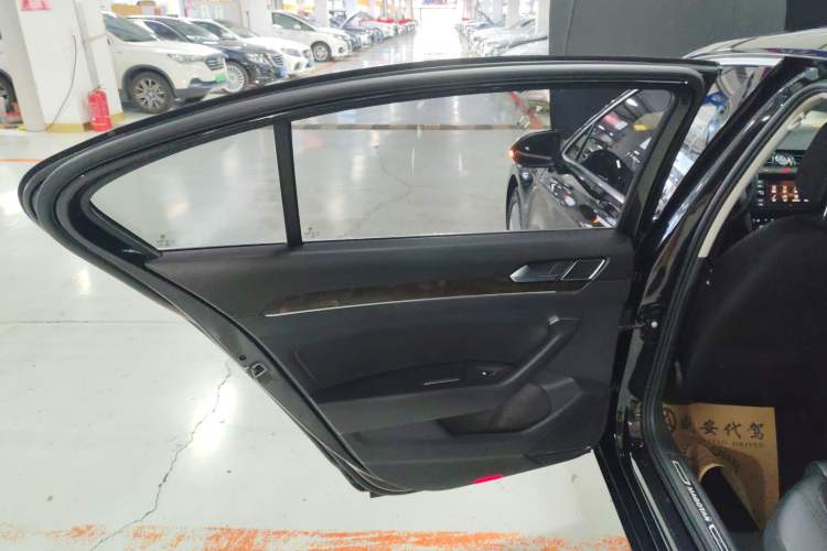 Used Volkswagen Magotan 2019 330TSI DSG Luxury Version China VI Standard
