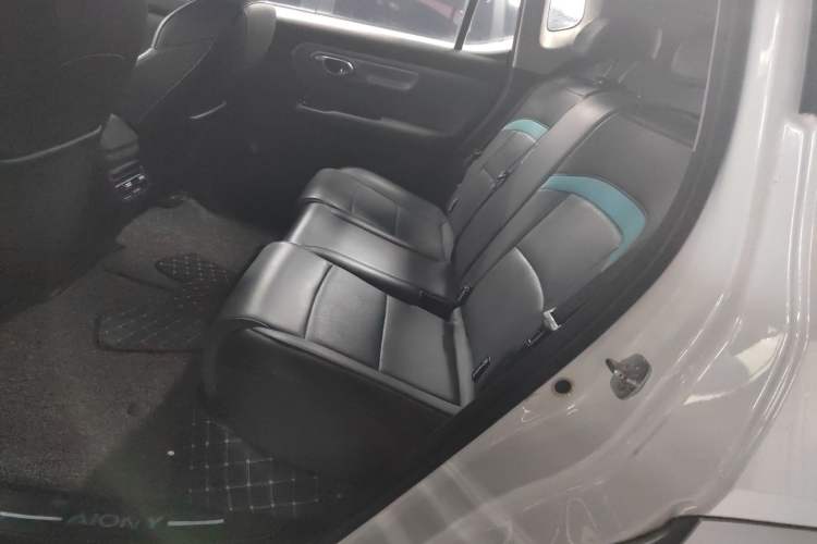 Used AION Y 2022 Plus 70 Smart Edition