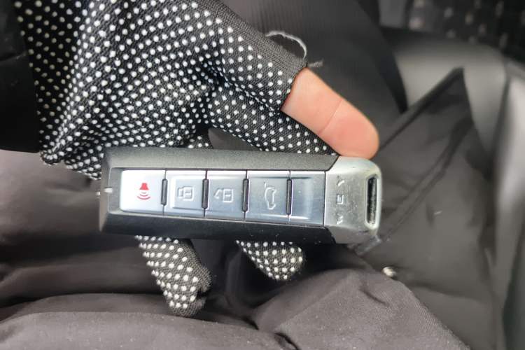 Used Wey VV7 2019 Upgraded Model 2.0T Flagship Version China V Standard
