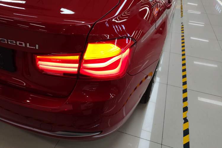 TDK.VehicleDetails.img